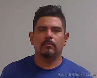 Mugshot of ROBERTO GONZALEZ booked in Hidalgo County, Texas on May 20, 2026