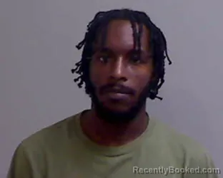 Mugshot of WILLIE DAVONTAE HOLMES booked in Hidalgo County, Texas on May 21, 2026