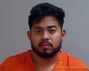 Mugshot of HEBER GONZALEZ booked in Hidalgo County, Texas on May 31, 2026