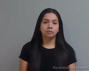 Mugshot of ALYSSA RANAE HERNANDEZ booked in Hidalgo County, Texas on June 1, 2026