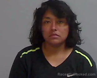 Mugshot of DALIA JANETH CARREON booked in Hidalgo County, Texas on June 4, 2026
