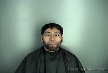 Mugshot of DYLAN JOSE SIMON MENDES