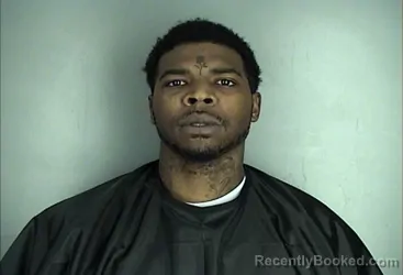 Mugshot of LATRONZO DAEQUON WALDROP