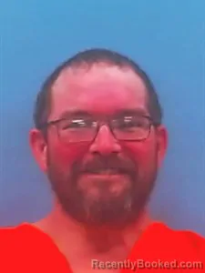 Mugshot of Dustin Lee Blocker