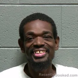 Mugshot of DATHAN LAMAR WOODSON