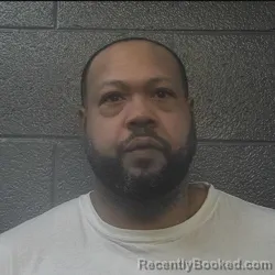 Mugshot of RAY TAVARAS GUNTER