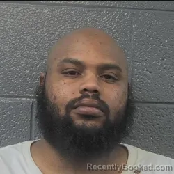 Mugshot of SHAIQUAN DUNAVAN WALTERS