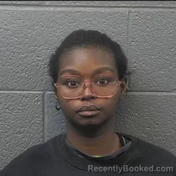 Mugshot of MONIFAH LAMONTAYA WYSE