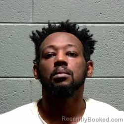 Mugshot of Deondre Antonio Mabins