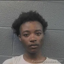 Mugshot of MAKAYALA LACHEA BRADLEY