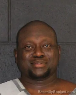 Mugshot of LADARREN ANTONIO REED