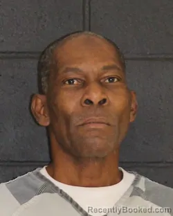 Mugshot of VINCENT RAYMOND DAVIS