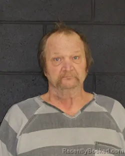 Mugshot of ROBERT EARL SMITH