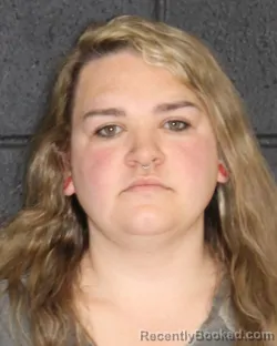 Mugshot of TAYLOR CIERA FIELDS