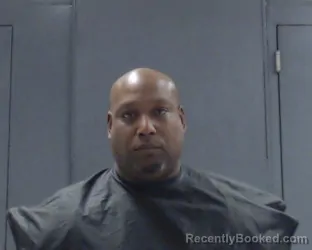 Mugshot of COURTNEY CHAS BRAXTON