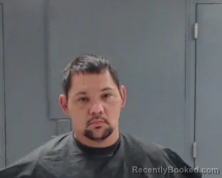 Mugshot of KRISTOPHER GLEN FUENTES