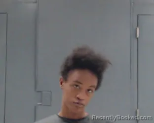 Mugshot of TYQUEESHA KESHAWN MATTHEWS