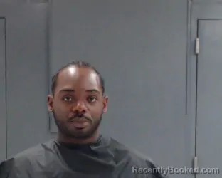 Mugshot of Demarquise Dwight Malena booked in Hunt County, Texas on August 20, 2026