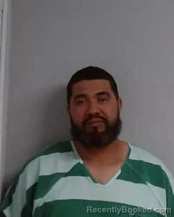 Mugshot of Erik Aaron Lira-Castro