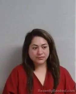 Mugshot of Raisa Lizett Hooper booked in Hutchinson County, Texas on April 7, 2026