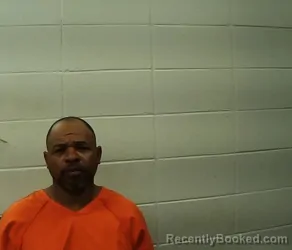 Mugshot of JONNDEWAYE CROSBY booked in Jasper County, Texas on April 18, 2026