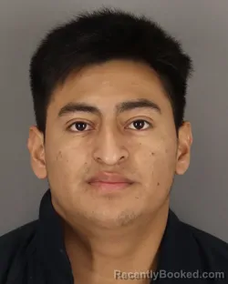 Mugshot of JOSUE GUTIERREZ