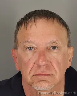 Mugshot of CHRISTOPHER LOCKE