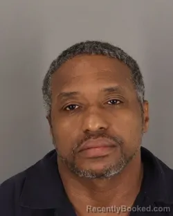 Mugshot of LOUIS MAY