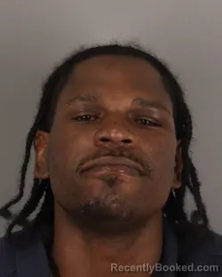 Mugshot of DAVAUGHN ROBERTS booked in Jefferson County, Texas on April 5, 2026