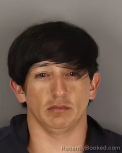 Mugshot of CARLOS DE LEON-PLATAS booked in Jefferson County, Texas on April 26, 2026