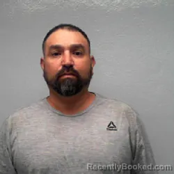 Mugshot of OMAR LOPEZ