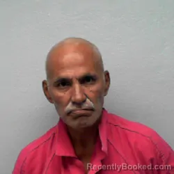 Mugshot of MANUEL GOMEZ