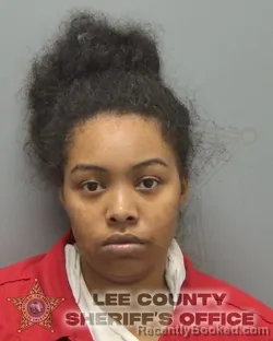 Mugshot of RIMEKIA SYMONE HENINGBURG booked in Lee County, Florida on March 23, 2026