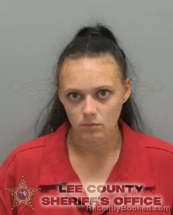 Mugshot of DESIREA NICHOLE WALLACE booked in Lee County, Florida on March 25, 2026