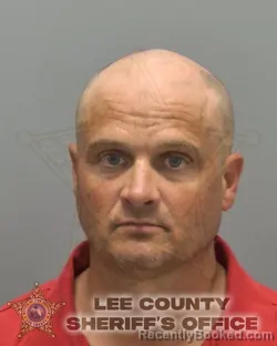 Mugshot of DESTIN WILLIAM SIMMERMON booked in Lee County, Florida on March 25, 2026