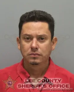 Mugshot of VICTOR MANUEL ROBLES VARGAS booked in Lee County, Florida on March 30, 2026