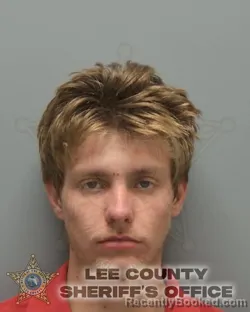 Mugshot of THOMAS WAYNE JR LANDRETH booked in Lee County, Florida on March 31, 2026