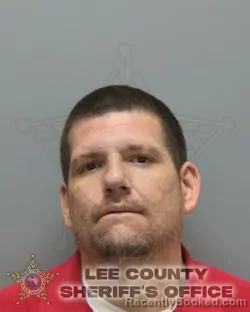 Mugshot of SEAN MICHAEL ANDREWS booked in Lee County, Florida on April 1, 2026