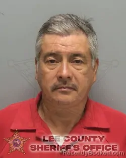 Mugshot of SANTIAGO AVELARDO RAMIREZ BATRES booked in Lee County, Florida on April 25, 2026