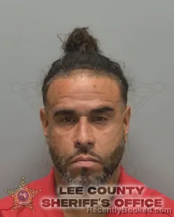 Mugshot of RICHARD VAZQUEZ booked in Lee County, Florida on April 25, 2026