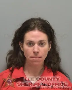 Mugshot of AMANDA LYNN RAPPUHN booked in Lee County, Florida on April 25, 2026
