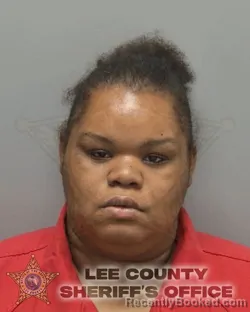 Mugshot of KENDASIA KIEANA BRONSON booked in Lee County, Florida on May 14, 2026