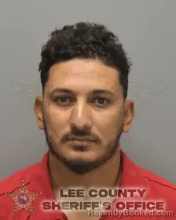 Mugshot of EDWIN OTONIEL MEJIA-HERNANDEZ booked in Lee County, Florida on May 20, 2026