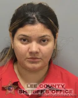 Mugshot of LAUREN NICOLLE DEL CID SUAZO booked in Lee County, Florida on June 18, 2026