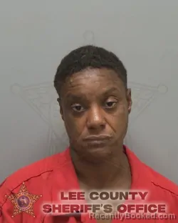 Mugshot of ASHLEY ORIALE MASON booked in Lee County, Florida on June 19, 2026