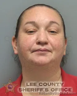 Mugshot of MELISSA LYNN PETTIGREW booked in Lee County, Florida on July 14, 2026