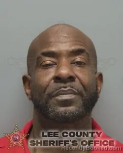 Mugshot of Vincent Waylon Davis booked in Lee County, Florida on October 1, 2026