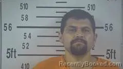 Mugshot of RUBEN GOMEZ