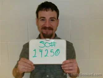 Mugshot of DALTON DEAN GRIFFIN