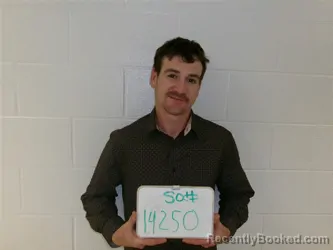 Mugshot of DALTON DEAN GRIFFIN